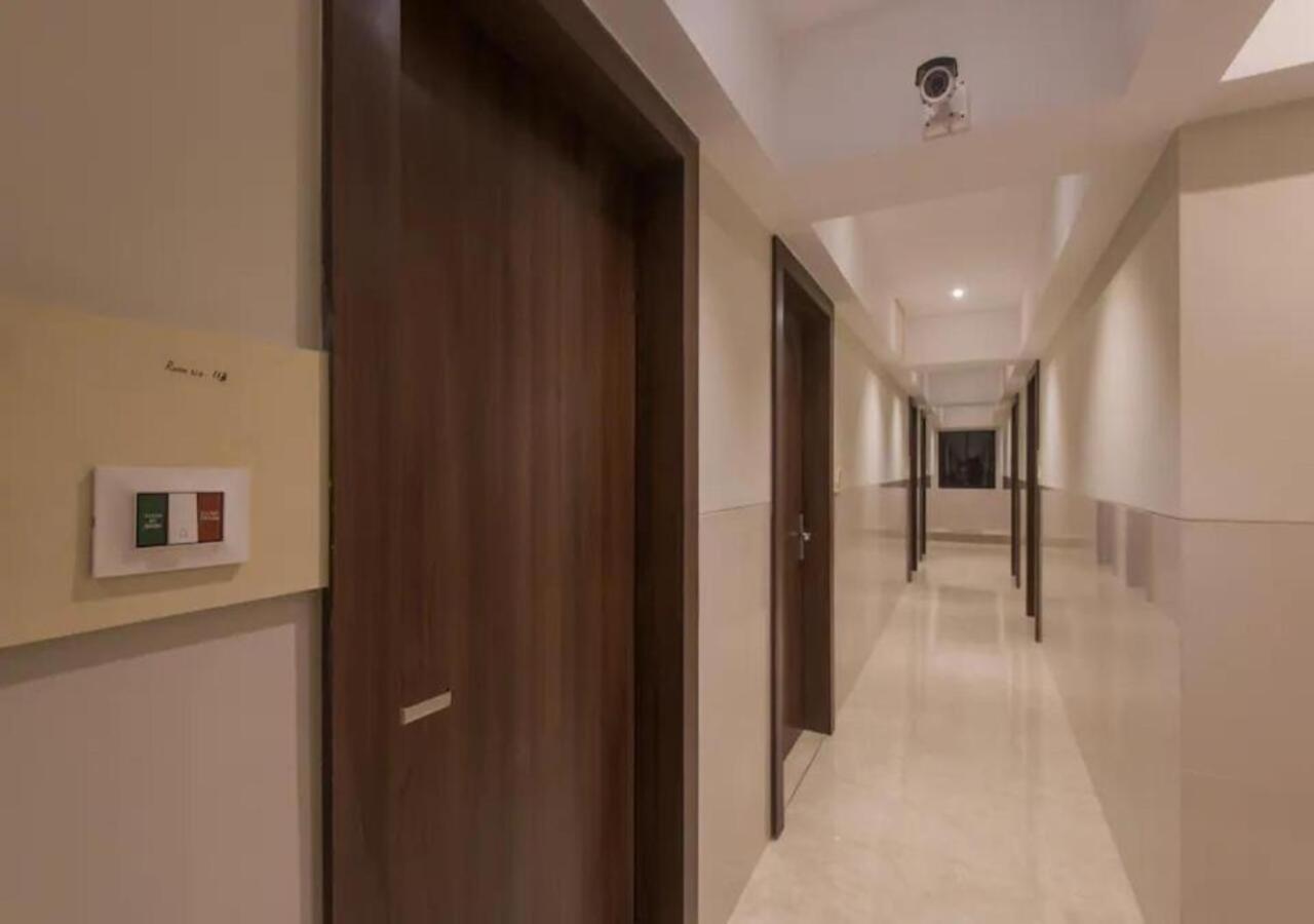 Hotel Mourya Residency Navi Mumbai Ngoại thất bức ảnh
