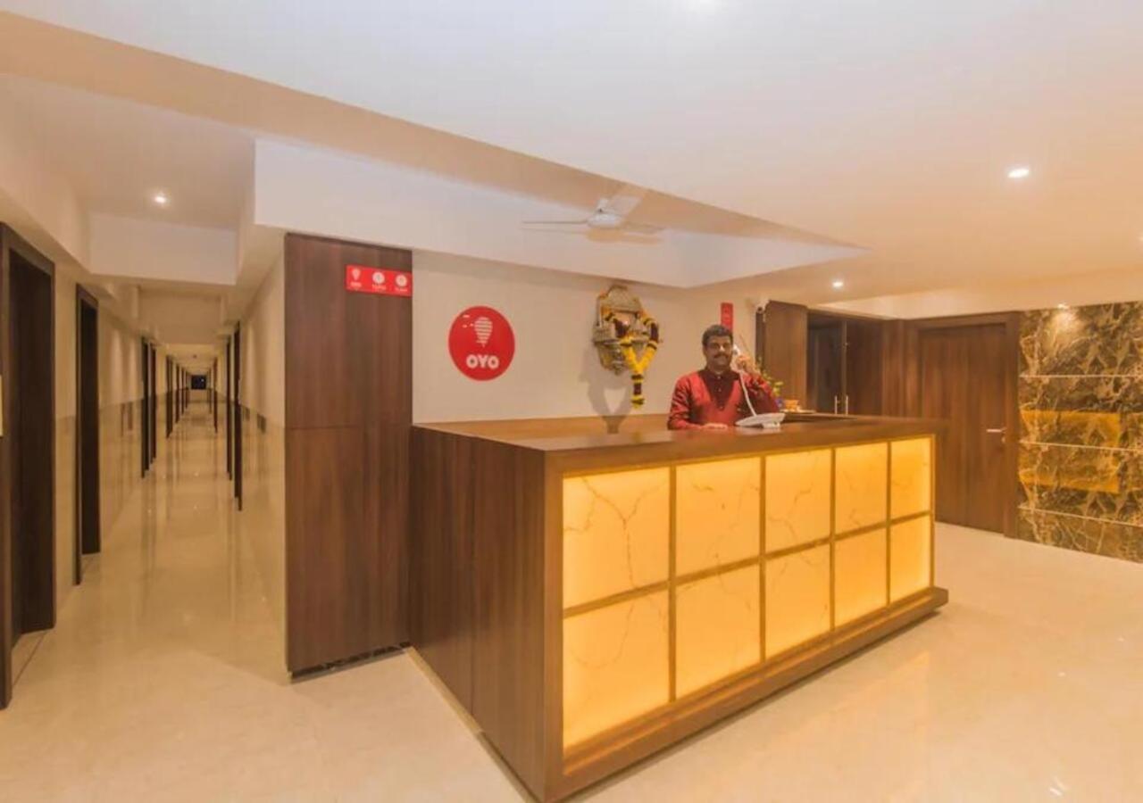 Hotel Mourya Residency Navi Mumbai Ngoại thất bức ảnh