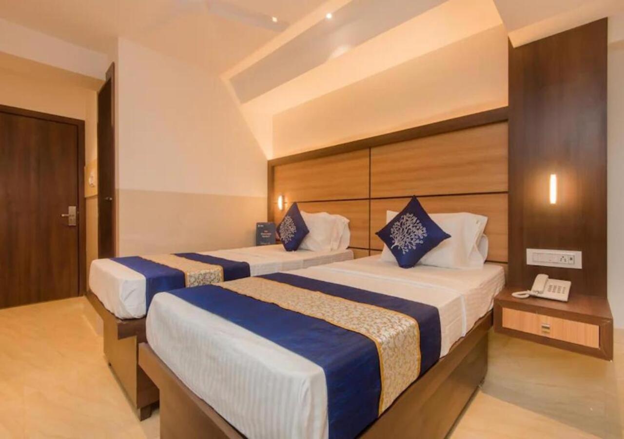 Hotel Mourya Residency Navi Mumbai Ngoại thất bức ảnh